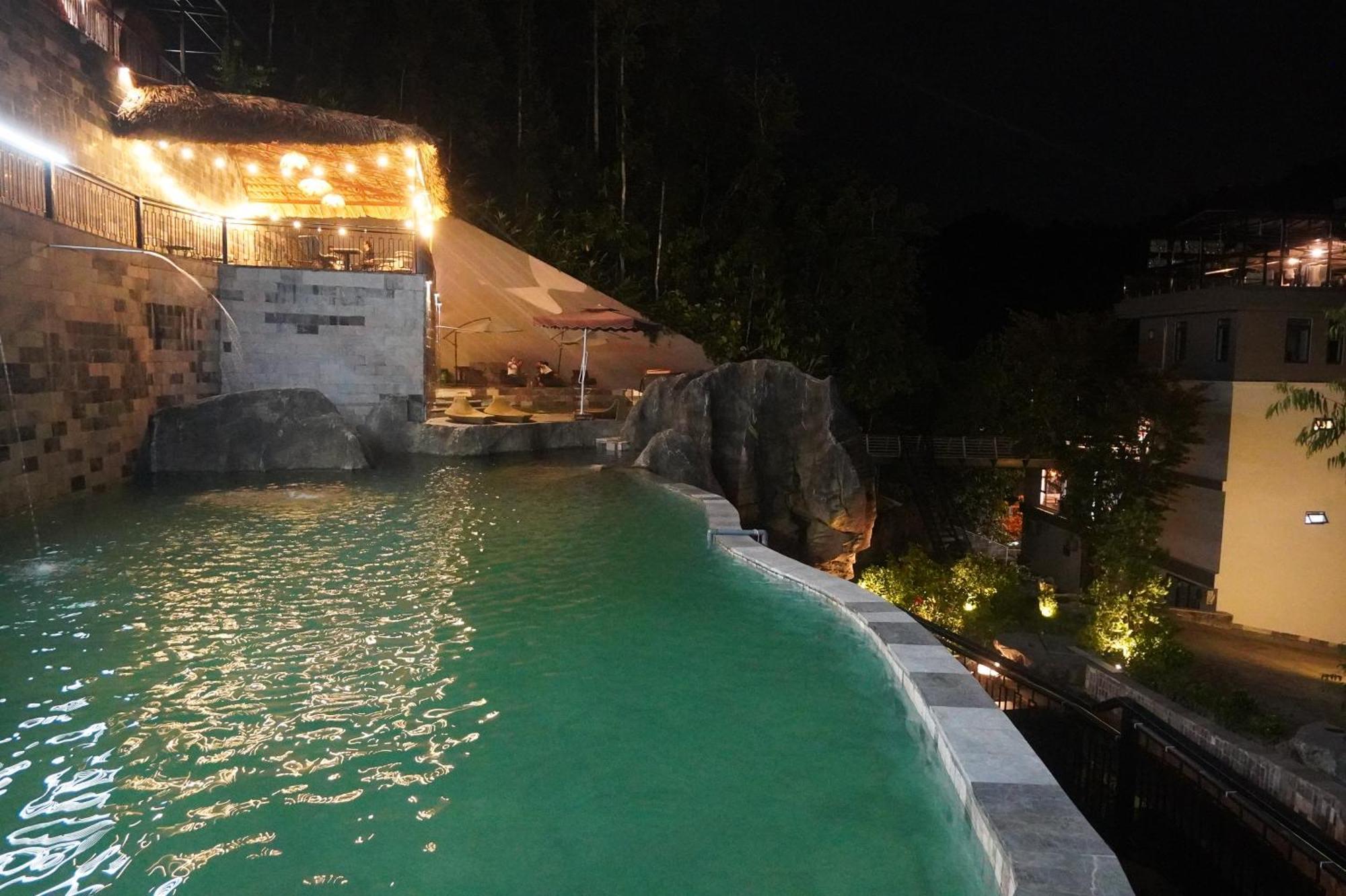 Lotus Premium Lodge - Lotus Group Tours Ha Giang Extérieur photo