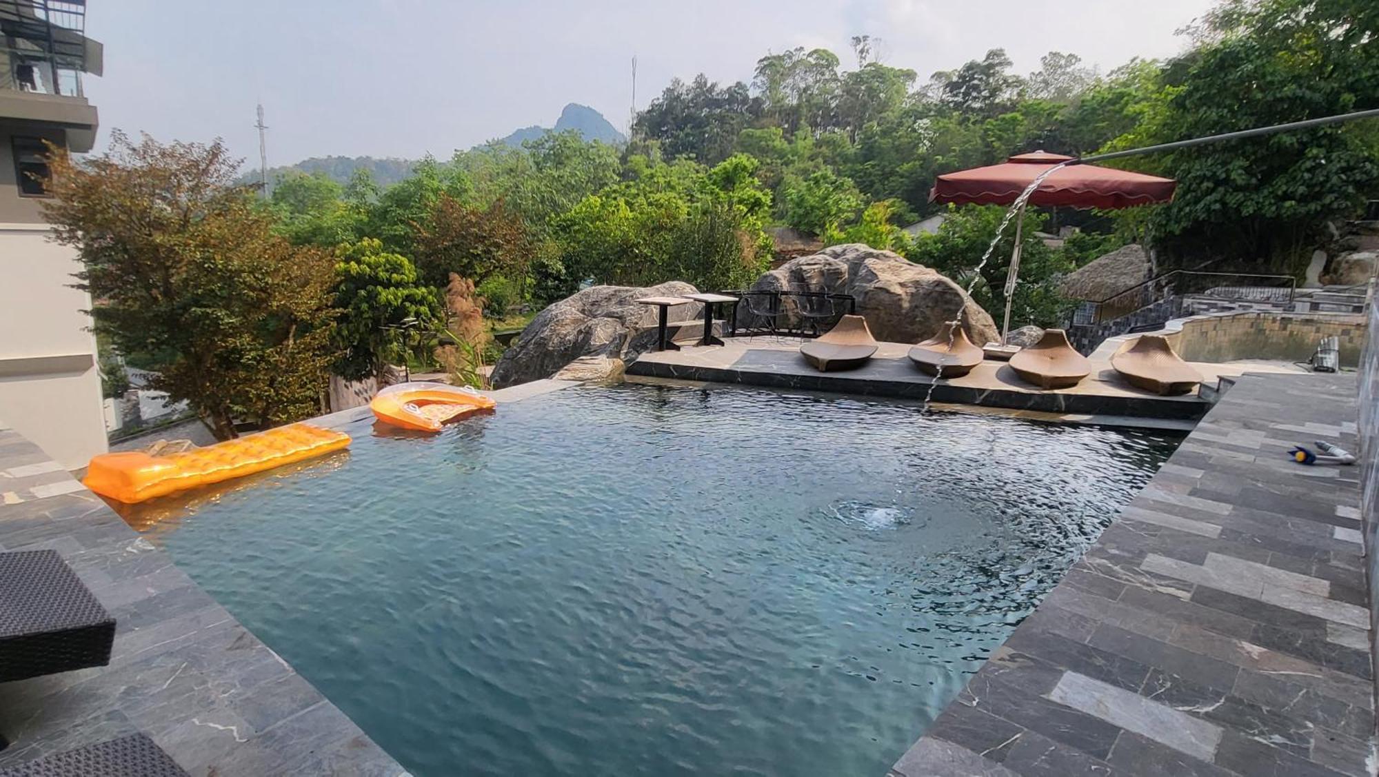 Lotus Premium Lodge - Lotus Group Tours Ha Giang Extérieur photo